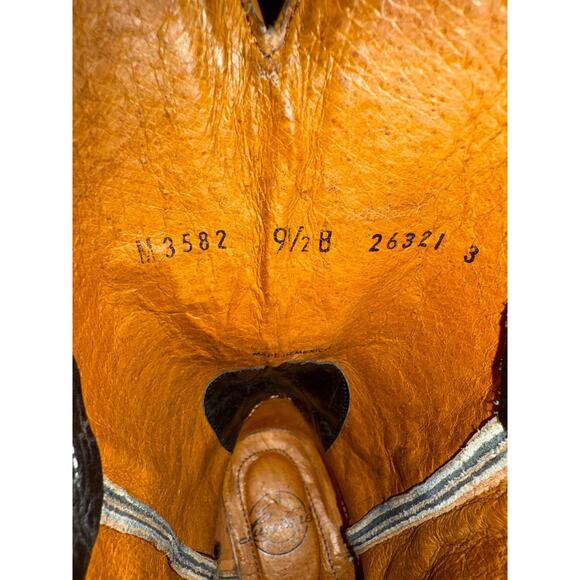 Womans Lucchese M3582 Black Crackle Lazer Design Bone Inlay Cowboy Boots 9.5 B - Picture 5 of 13